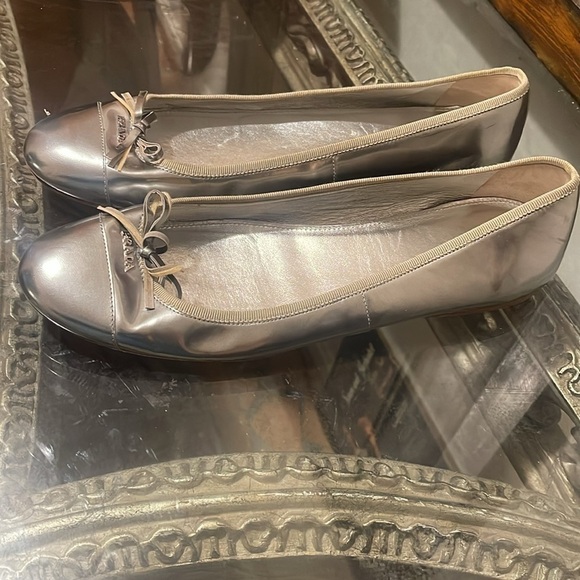 Prada silver flats size 42 - Picture 3 of 8